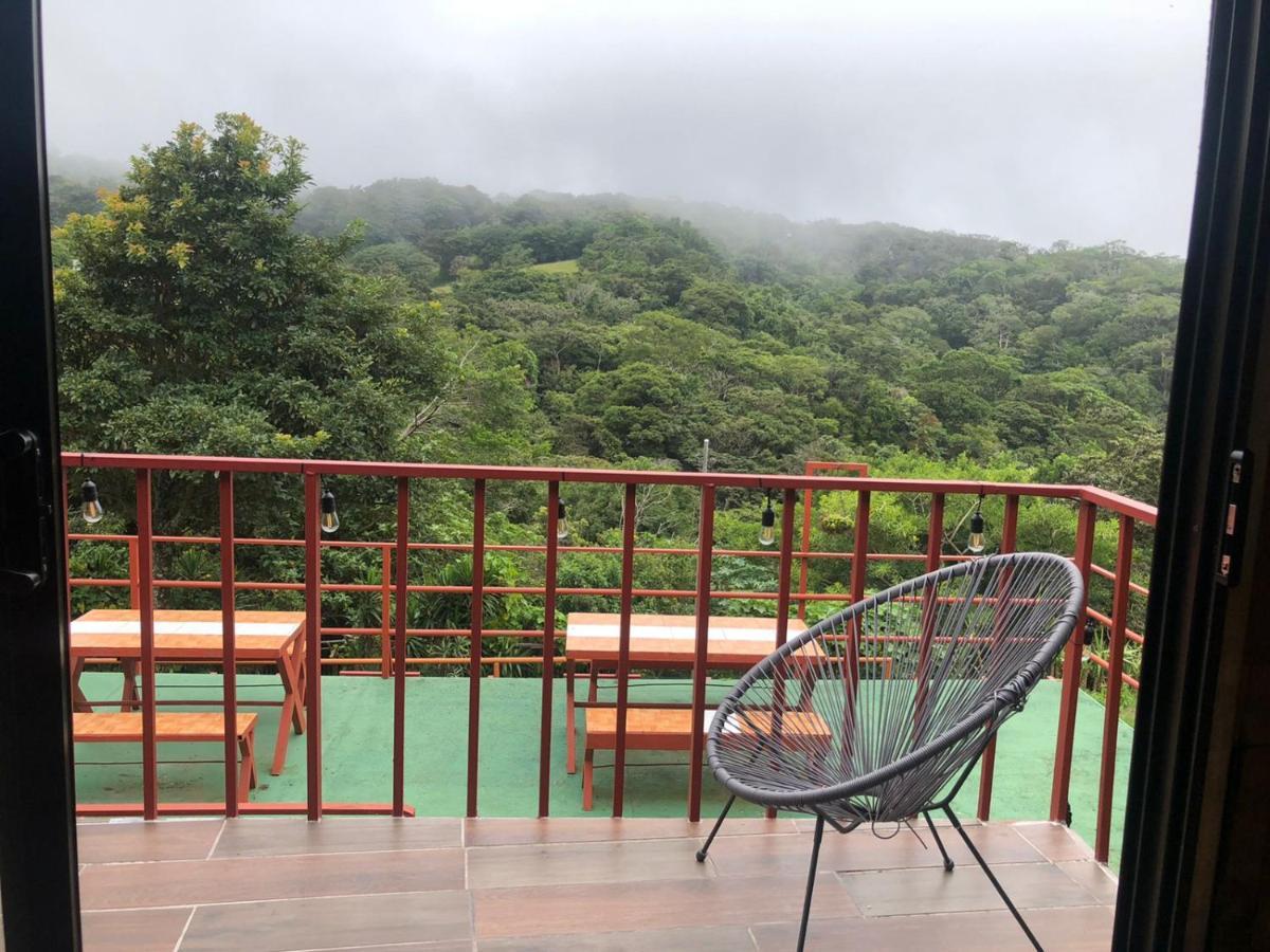 Monteverde Monkey Hostel Exterior photo