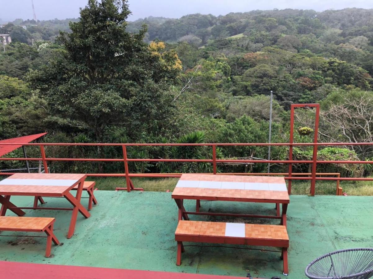 Monteverde Monkey Hostel Exterior photo